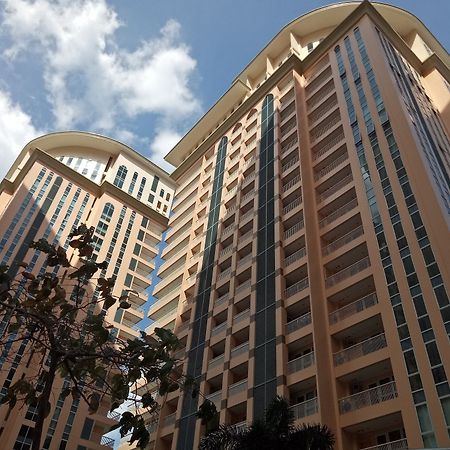 Venice Mckinley Hill Taguig Bgc מראה חיצוני תמונה